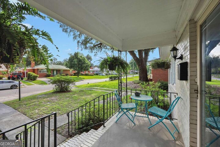 Property Photo:  1423 E 40th Street  GA 31404 