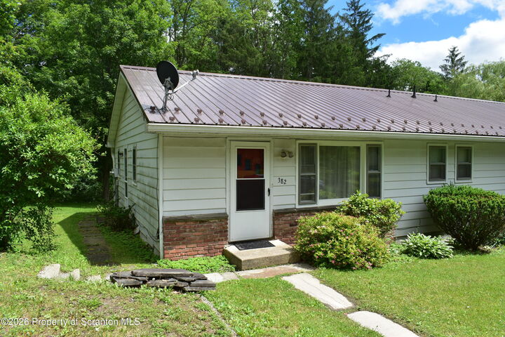 Property Photo:  372 Lower South Main Street  PA 18801 