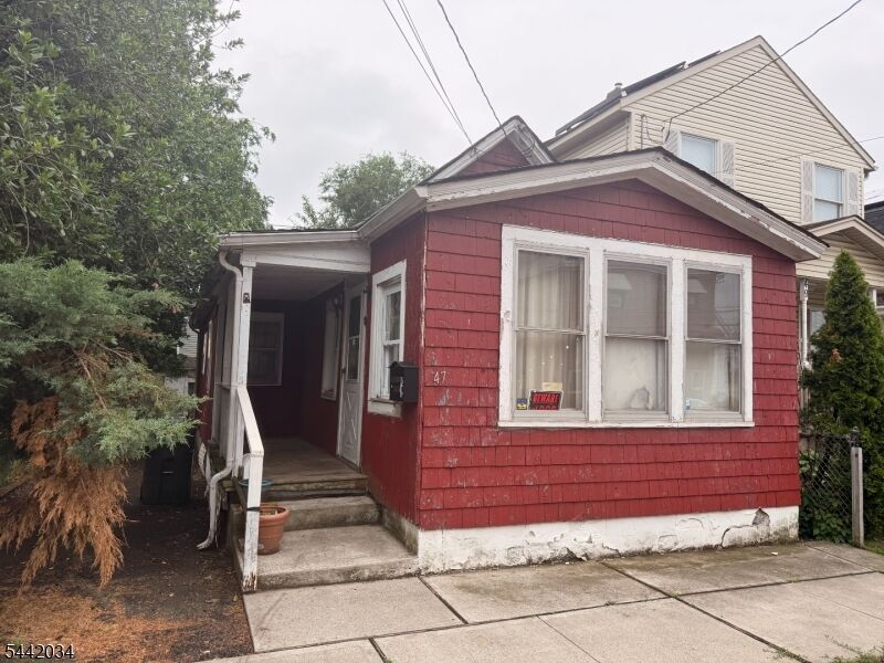 Property Photo:  47 May St  NJ 08861 