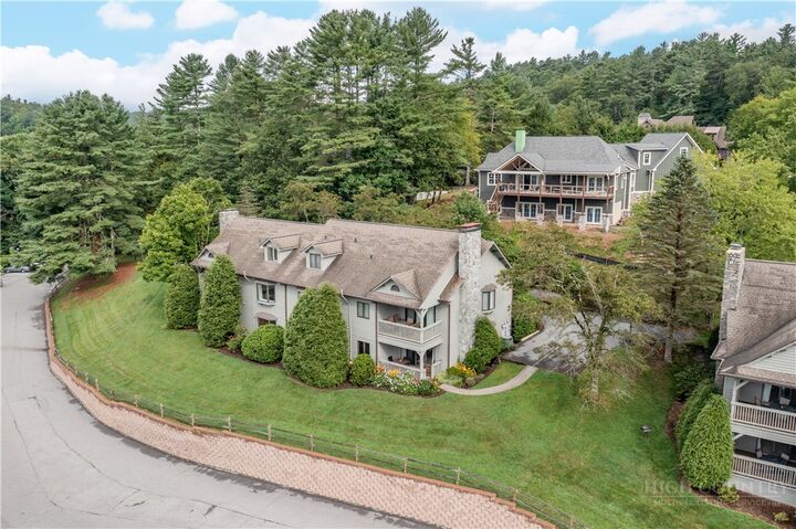 Property Photo:  234 Stringfellow Lane 4  NC 28605 