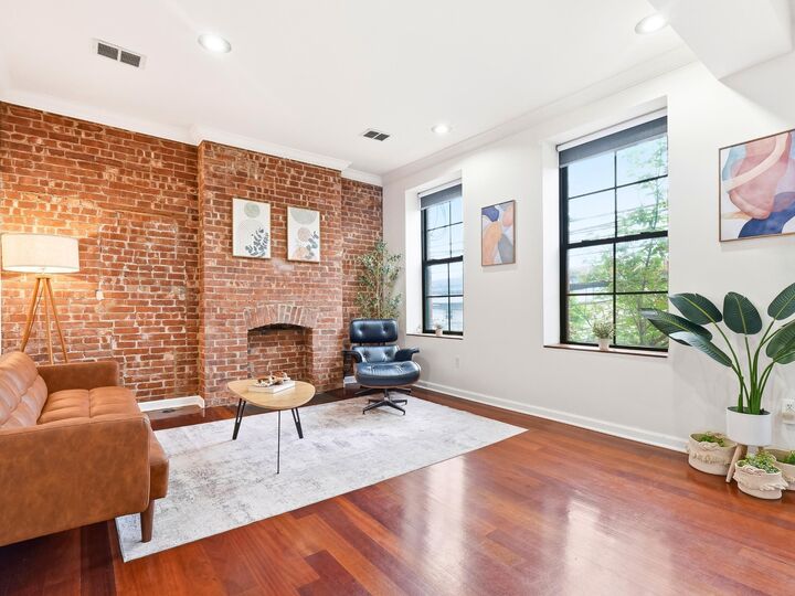 Property Photo:  380 Luis M Marin Blvd 2R  NJ 07302 