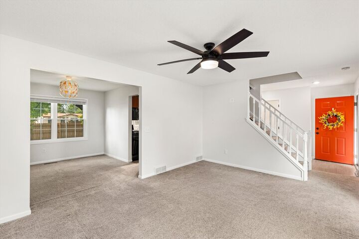 Property Photo: 1421 NW Pebble Drive IA 50023