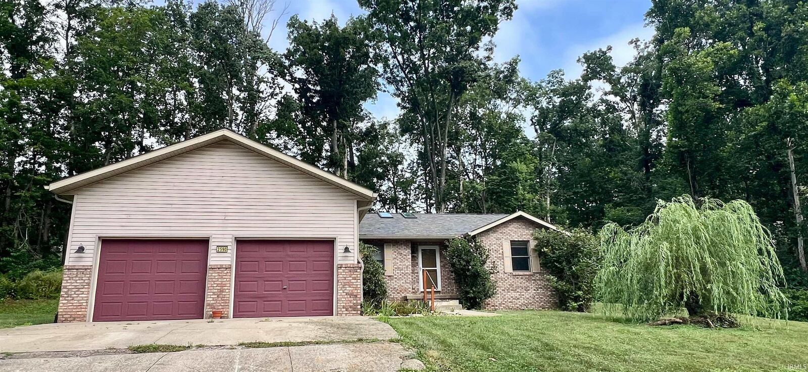 Property Photo:  2590 W Double Downs Court  IN 47403 