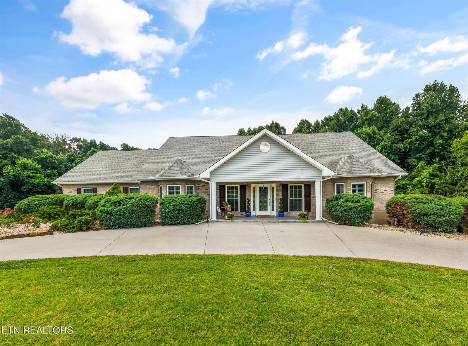 Property Photo:  1620 Laramie  TN 37865 