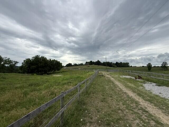 Property Photo: 665 Lillies Ferry Road KY 40391