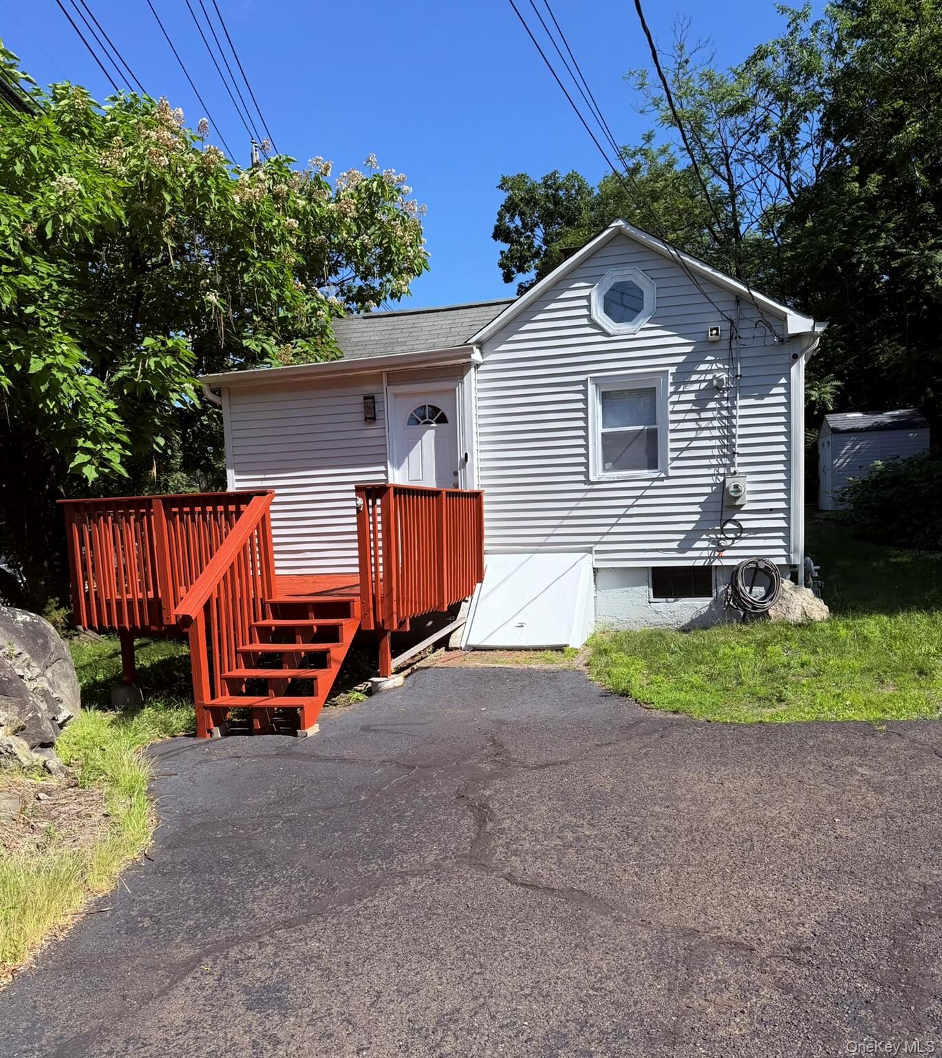 Property Photo:  18 Orange Avenue  NY 10901 