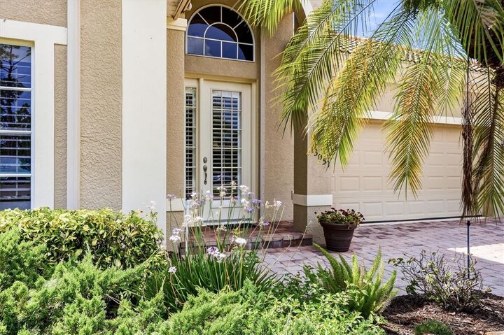 Property Photo:  13051 Preserve Court  FL 33953 