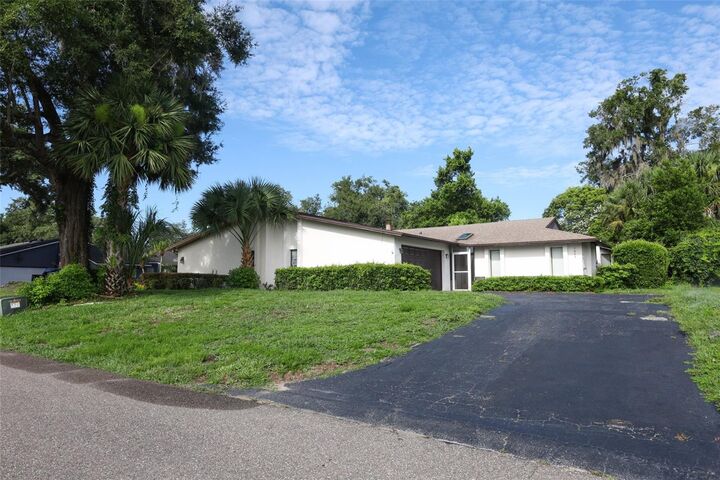 Property Photo:  1064 Old Magnolia Cove Drive  FL 32712 