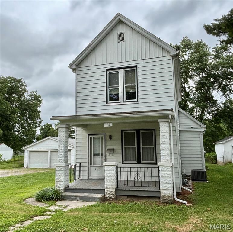 Property Photo:  132 S 29th Street  IL 62226 