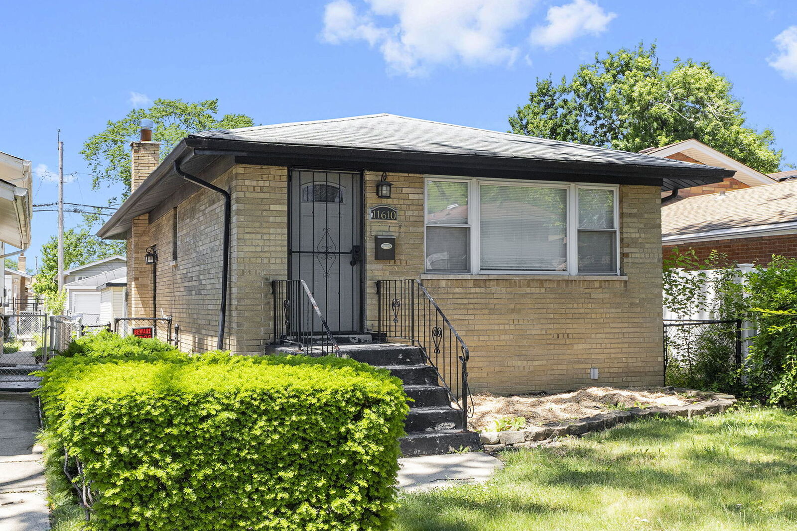 Property Photo:  11610 S Aberdeen Street  IL 60643 