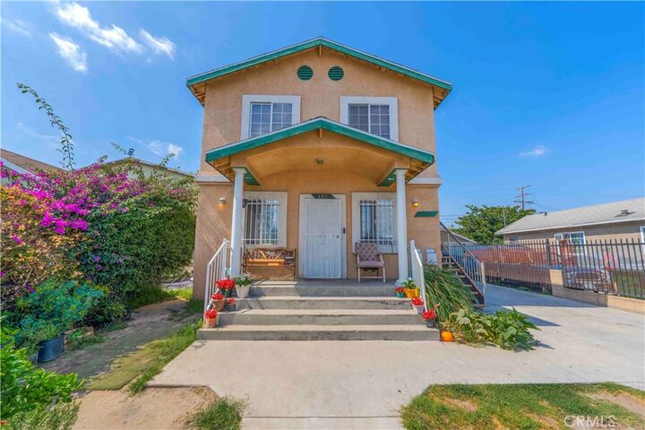Property Photo:  329 E 82nd  CA 90003 