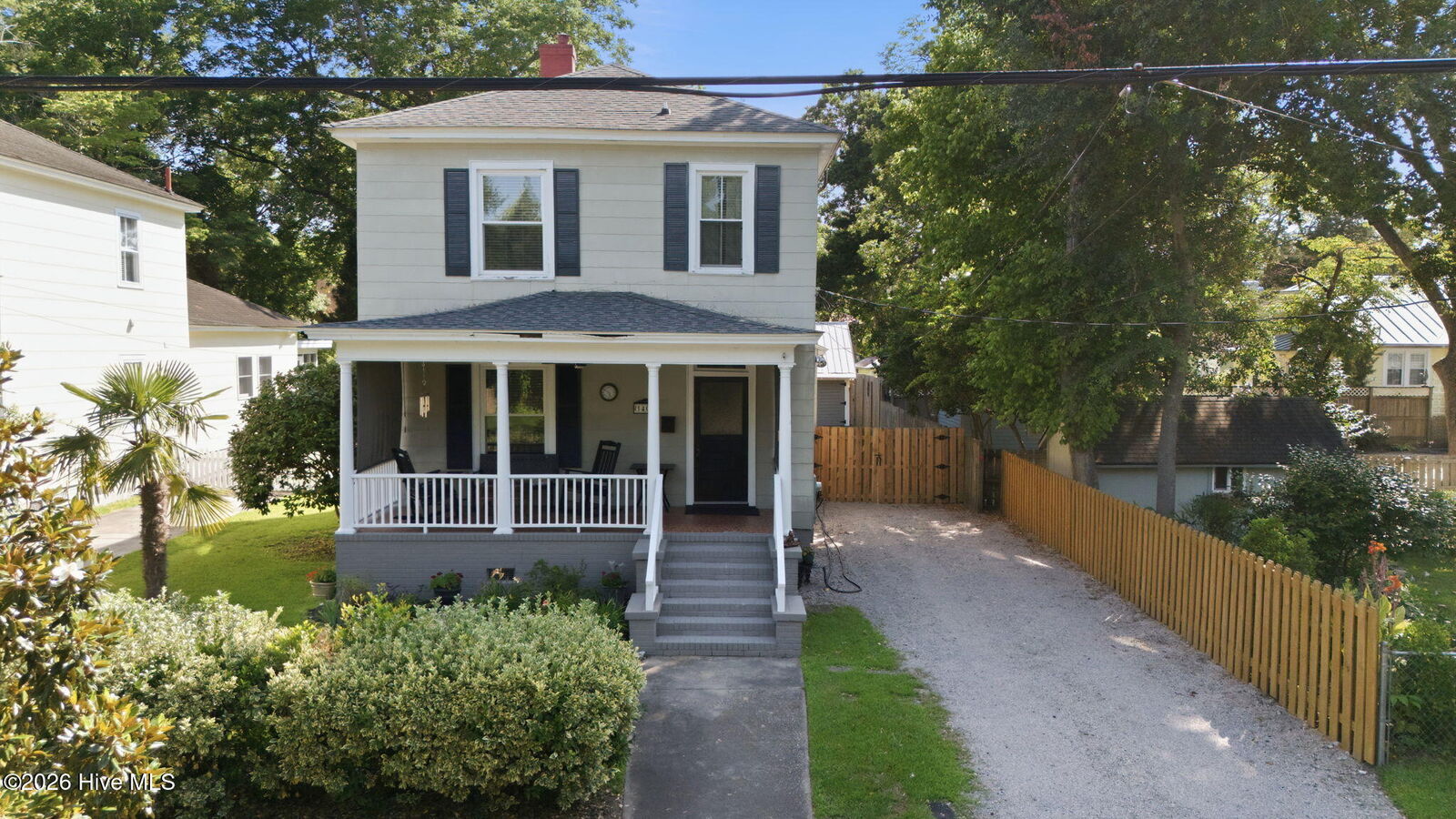 Property Photo:  1409 N Pasteur Street  NC 28560 