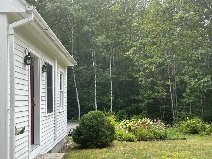 Property Photo: 204 Cherry Valley Road NH 03810