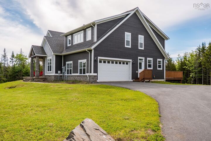 Property Photo: 15 Poplar Way NS B0N 3A0