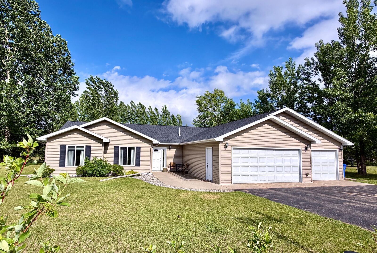 Property Photo:  8504 Tranquility Lane NW  MN 56601 