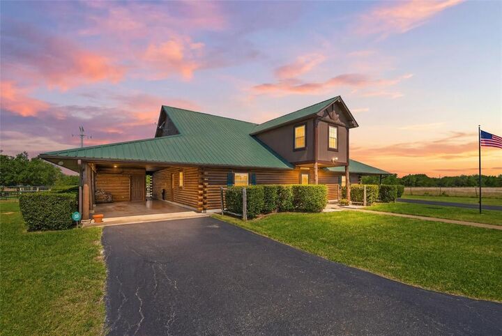 Property Photo: 7301 Comer Lane TX 76085