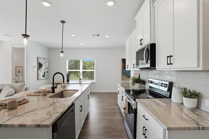 Property Photo: 1133 Isaiah Court TX 75126
