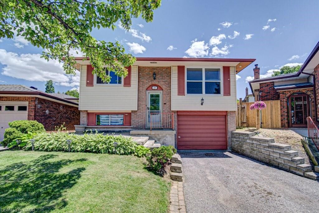 Property Photo:  14 Krafty Court  ON L9C 6R7 