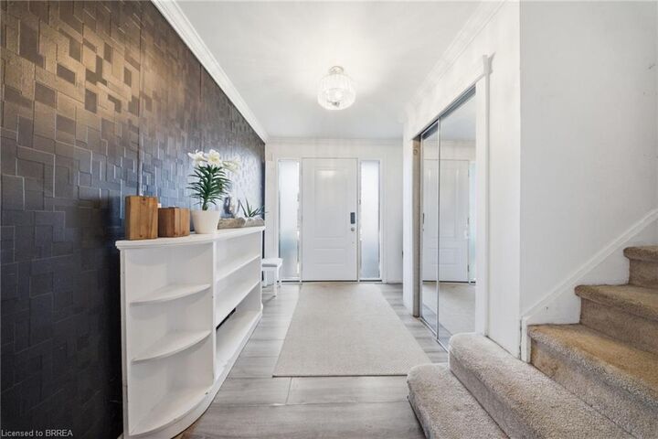 Property Photo:  29 Allwood Street  ON N3R 2V2 