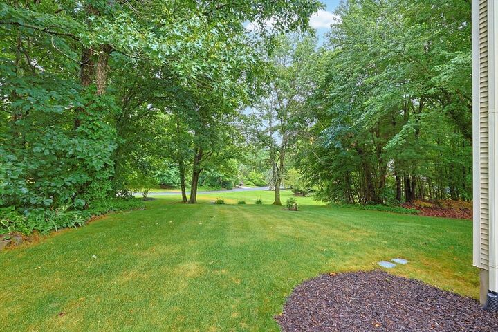 Property Photo:  60 Forest View Dr  MA 01529 