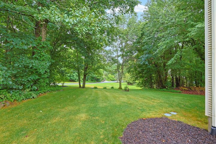 Property Photo:  60 Forest View Dr  MA 01529 