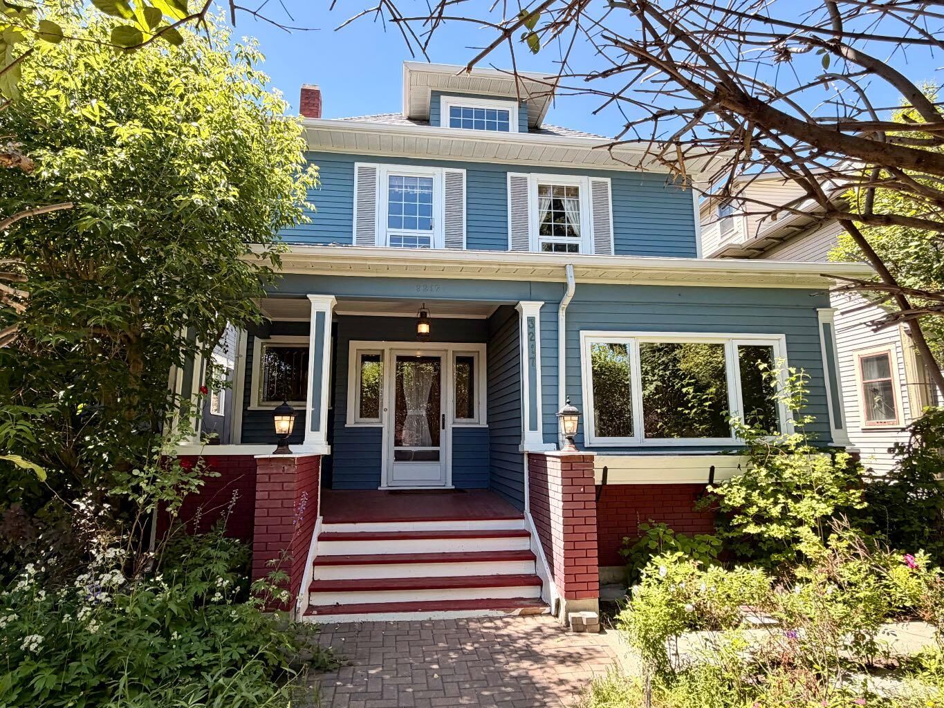 Property Photo: 3217 Elbow Drive SW AB T2S 2J4