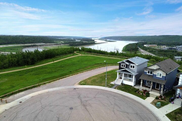 Property Photo: 868 Athabasca Avenue AB T9J 1H7