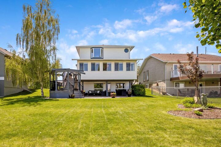 Property Photo: 1120 High Country Drive NW AB T1V 1E2