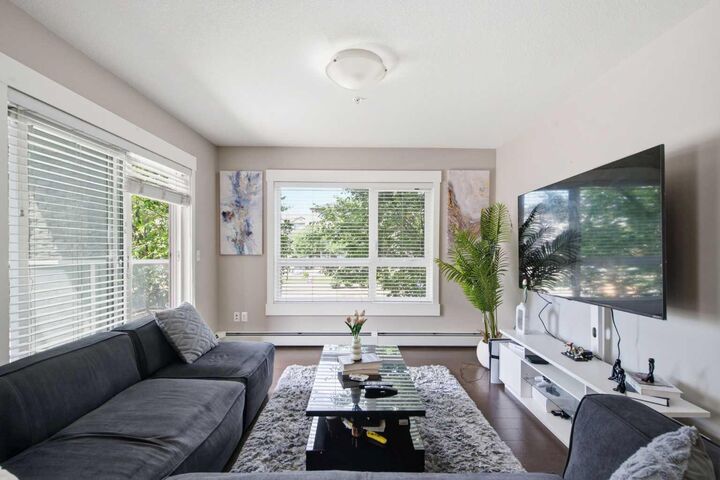 Property Photo:  240 Skyview Ranch Road NE 2206  AB T3N 0P4 