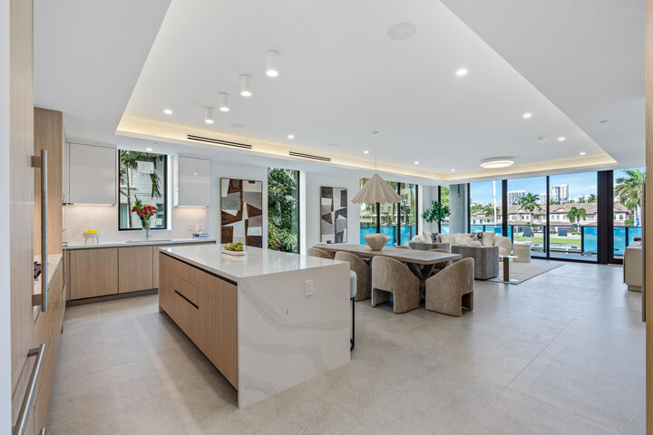 Property Photo: 87 Isle Of Venice Drive 201N FL 33301