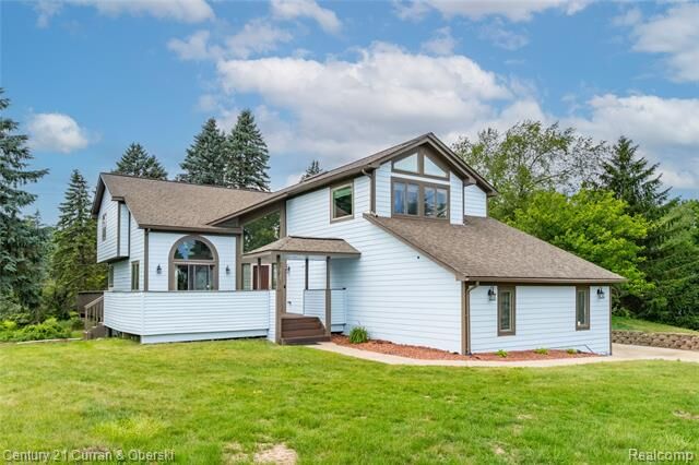 Property Photo:  1083 N Livernois Road  MI 48306 