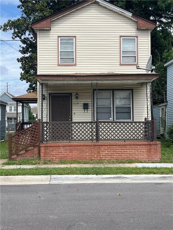 Property Photo:  1719 Oakfield Ave  VA 23523 