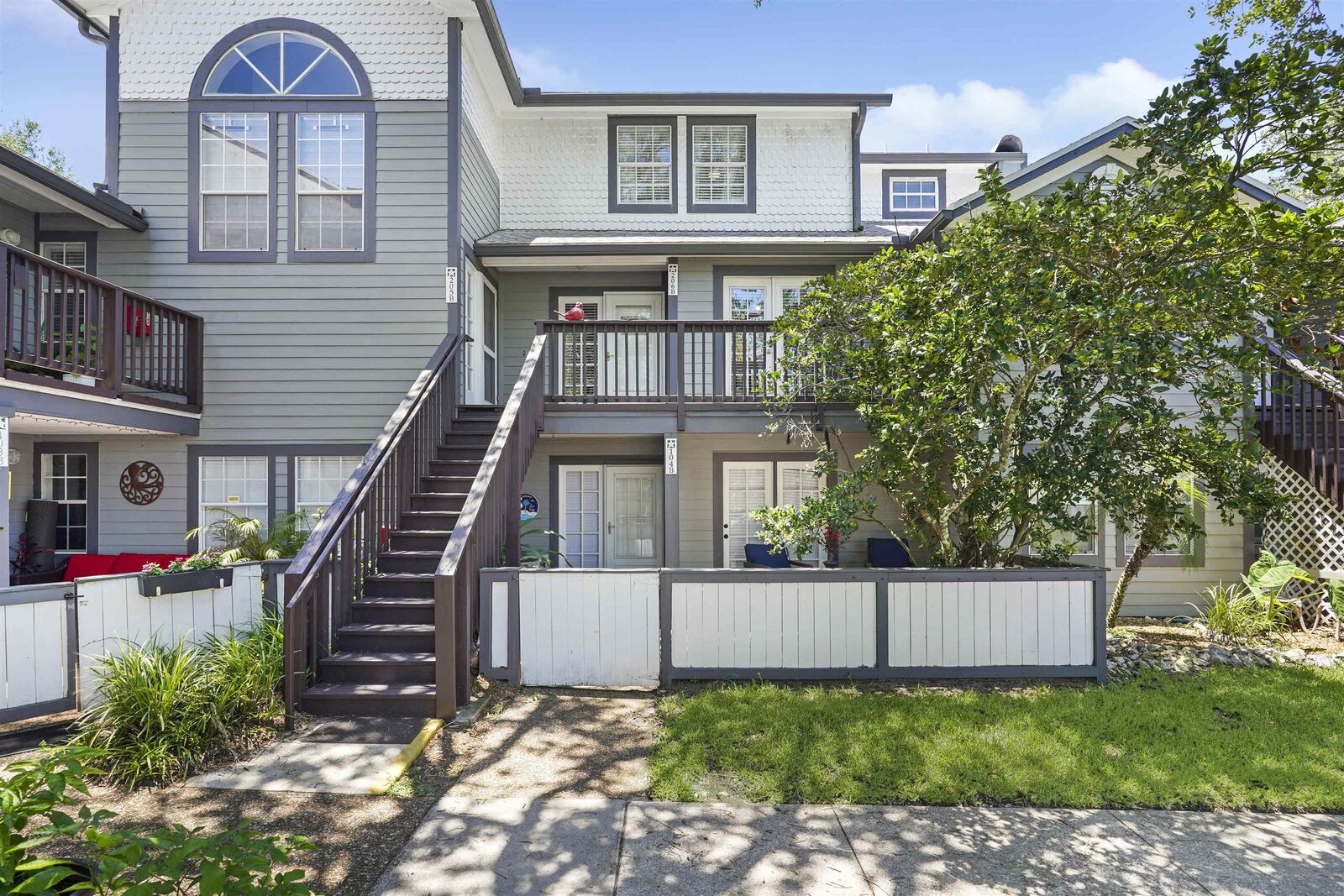 Property Photo:  200 16th St 206B  FL 32080 