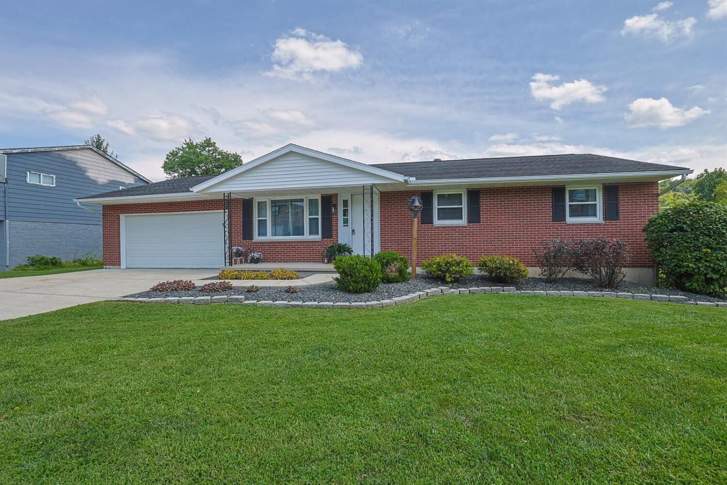 Property Photo:  1506 Ritzmann Drive  IN 47025 
