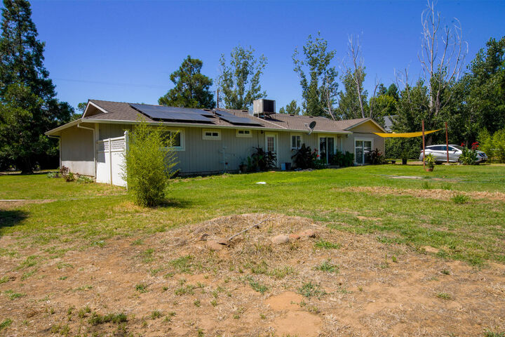Property Photo:  21930 Parkway Drive  CA 96080 