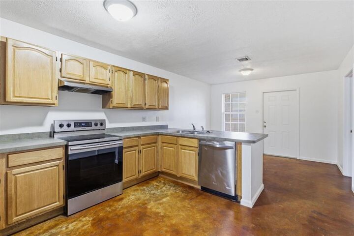 Property Photo:  585 N Perkins Ferry Road N A  LA 70611 