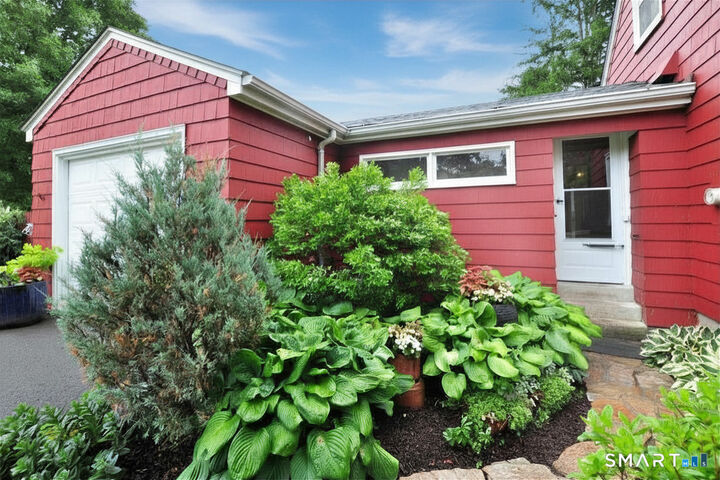 Property Photo:  135 Spoonville Road  CT 06026 
