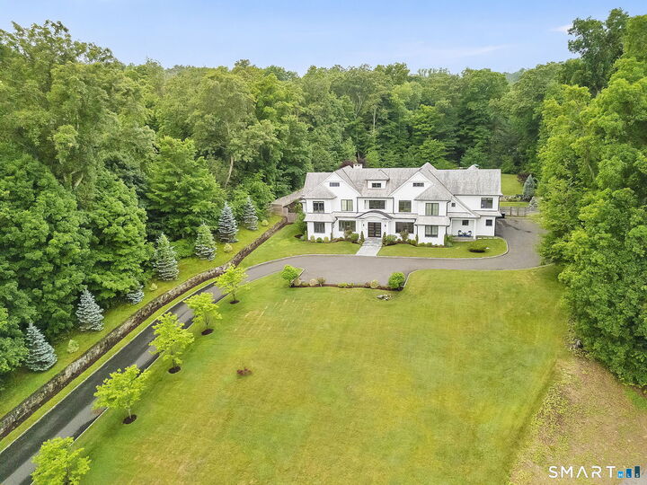 Property Photo:  48 Driftway Lane  CT 06840 