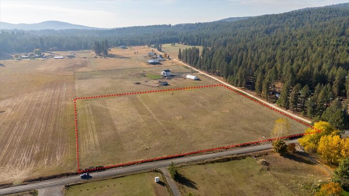 Property Photo:  Xx W Hattery Owens Rd  WA 99006 