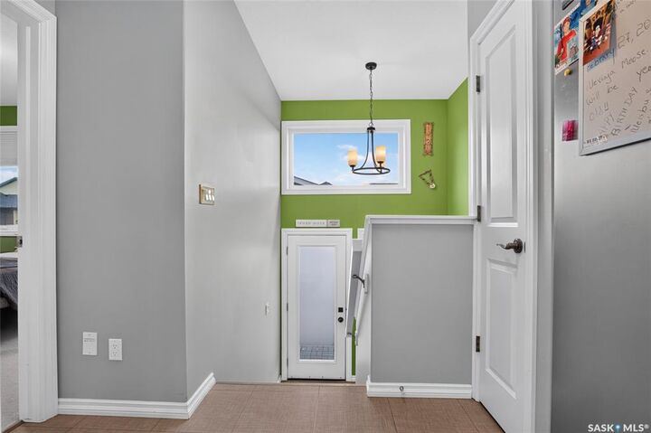 Photo de la propriété:  2801 Ridgeway Avenue  SK S4R 8J5 