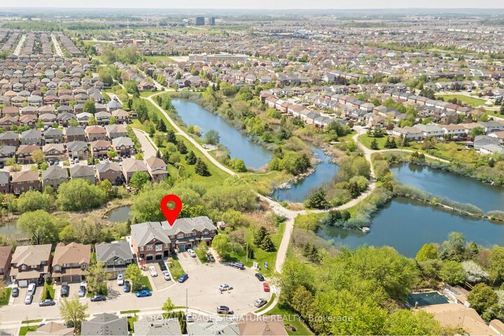 Property Photo:  42 Corvette Court  ON L7A 2H8 