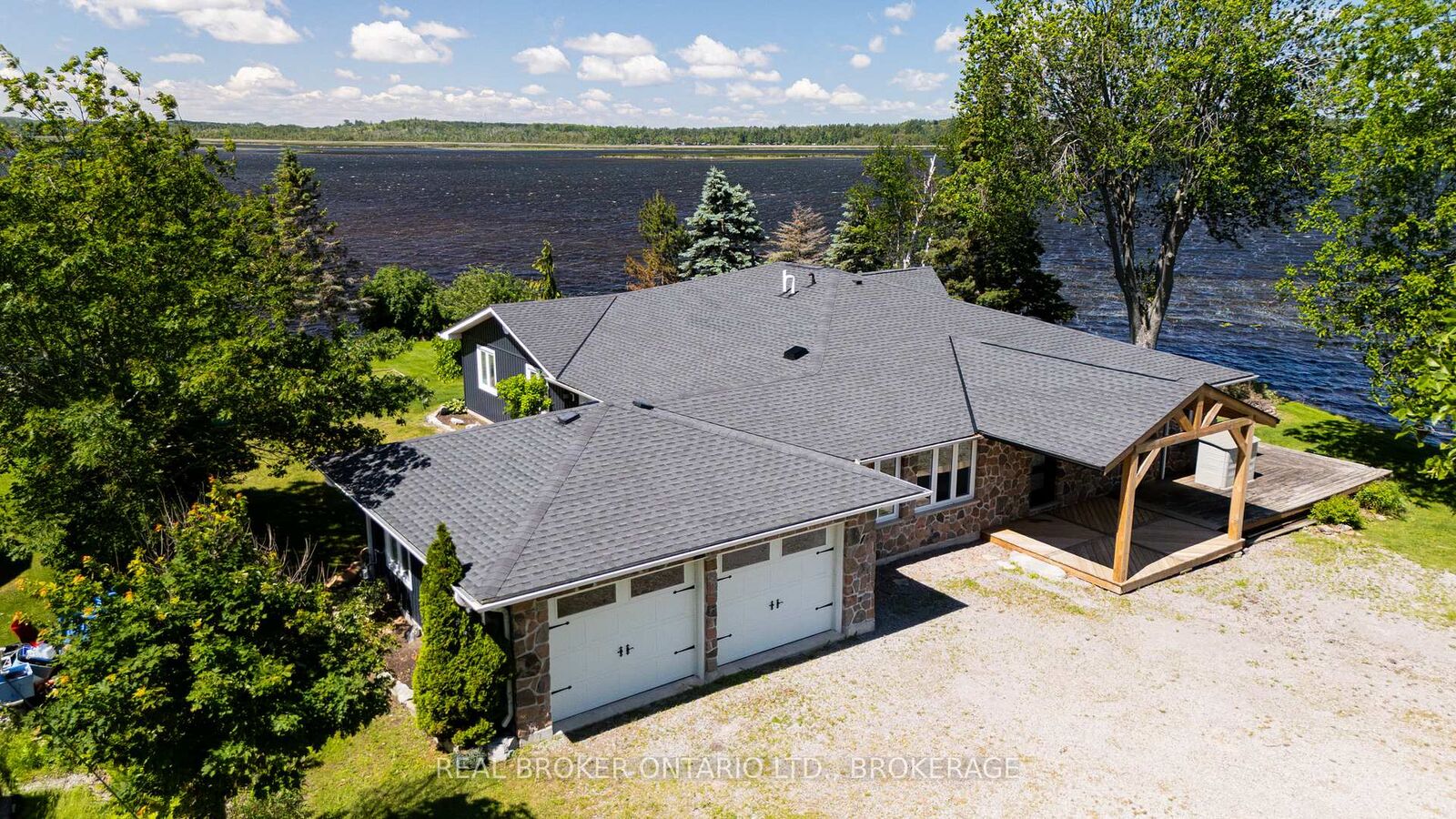 Property Photo:  7 Potash Street  ON K0L 2W0 
