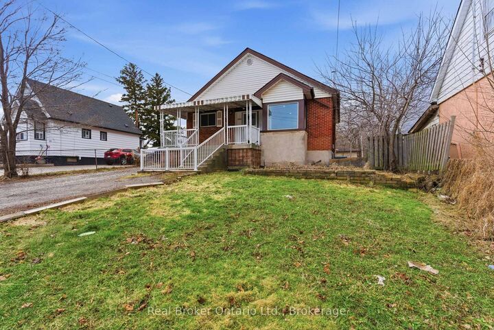 Property Photo:  880 Lawrence Road  ON L8K 2A3 
