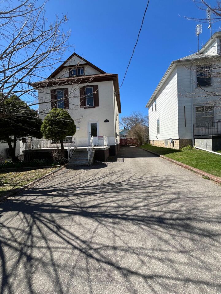 5021 Saint Clair Avenue — photo 1