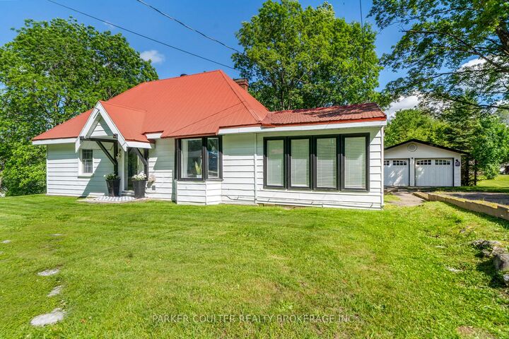 Property Photo:  251 Mountain Avenue  ON L0K 2C0 
