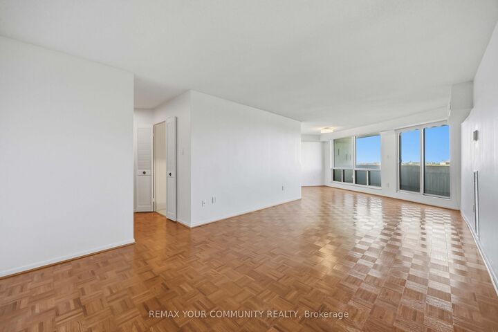 Property Photo: 150 Neptune Drive 801 ON M6A 2Y9