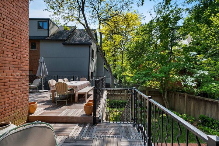 104 Park Road — photo 1
