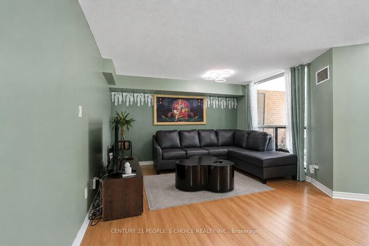 Property Photo: 1580 Mississauga Valley Boulevard 207 ON L5A 3T8