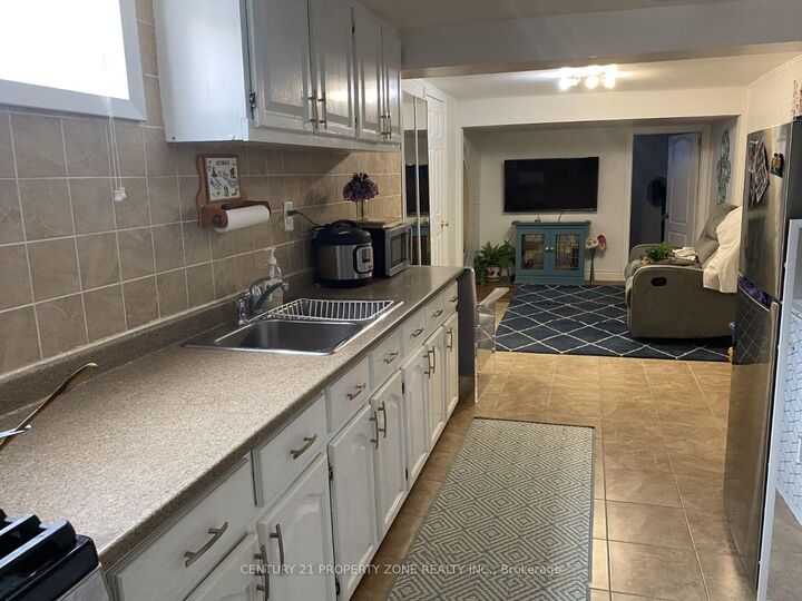 Property Photo: 188 Hess Street N ON L8R 2T4