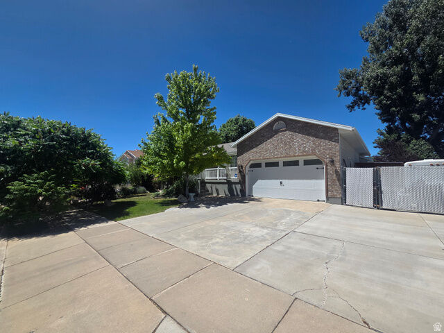 Property Photo: 2443 N 950 W UT 84041